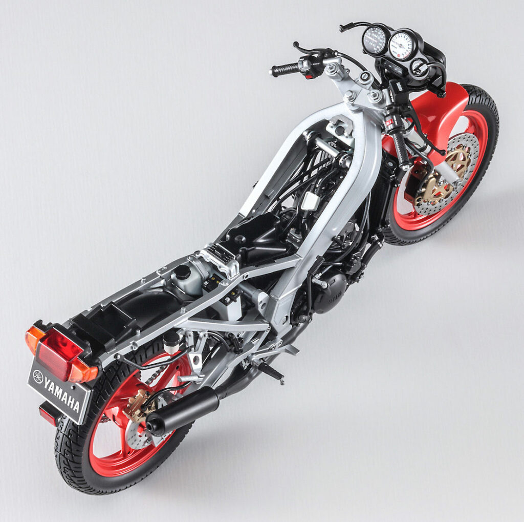 一世を風靡したレーサーレプリカが1/12プラモデルで復活！