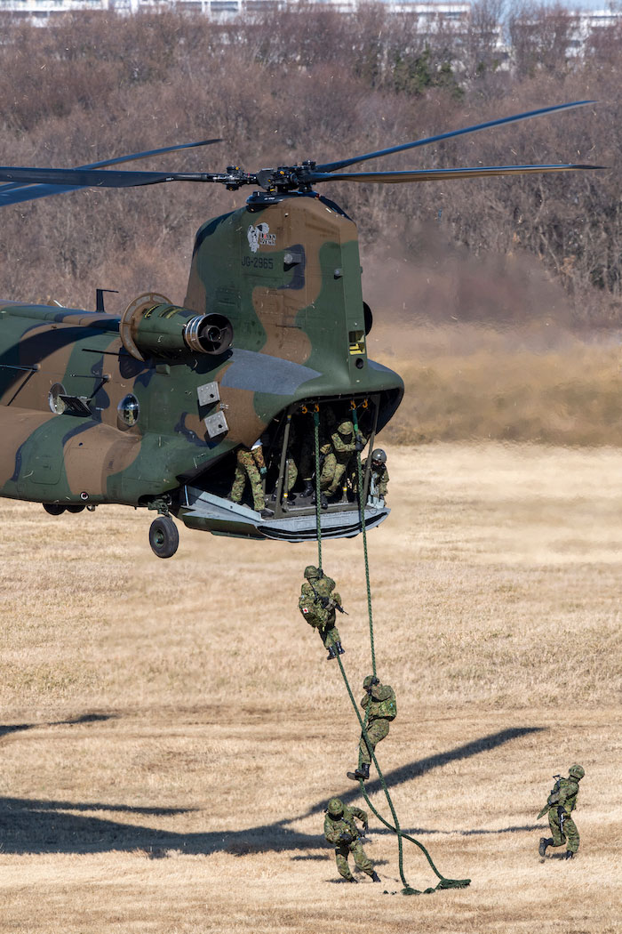 菊池雅之のミリタリーレポート陸自最強部隊！第1空挺団とは？ 降下訓練はじめ 前編 – モノ・マガジンweb