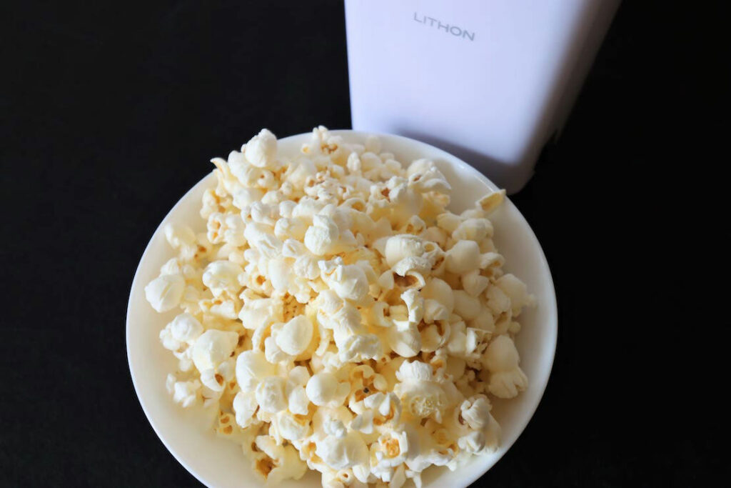 Simple Is Best 面白いぐらいはじけるポップコーン スイッチはボタン一つのみ そのままの 素焼き が最高だった モノ マガジンweb