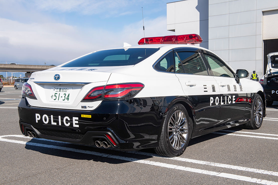 日本警察といえばの代表車種 クラウンパトカーの世界とは!? – モノ