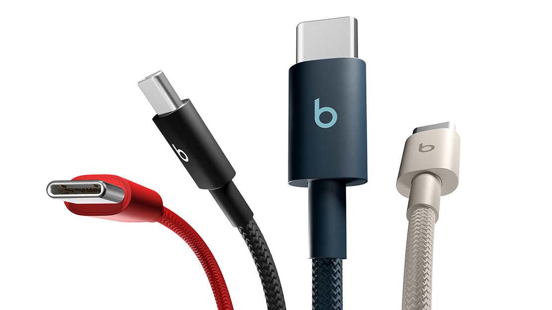 Beats Studioミッドナイトブラック　ケース、オーディオ、充電ケーブル付 Beats（ビーツ）のDNA。高音質を支える精密設計。ケーブル1本で、音楽